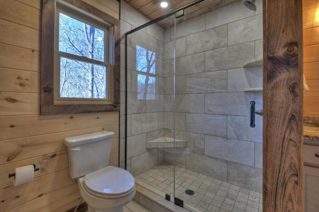 Vila Rosewood Retreat - Hot Tub Fire Pit Pool Table Blue Ridge Exteriér fotografie